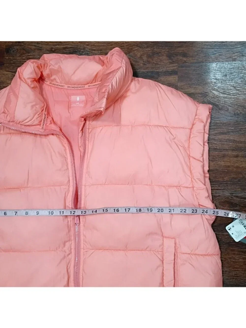 Free People Movement Puffer Vest Fruit Punch Womens M Lightweight Pink Outerwear - Picture 8 of 13
